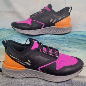 Nike Odyssey React Women's 6